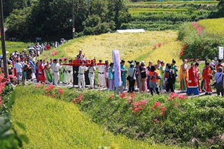 写真：持統天皇　吉野行幸の再現