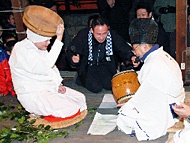 六県神社